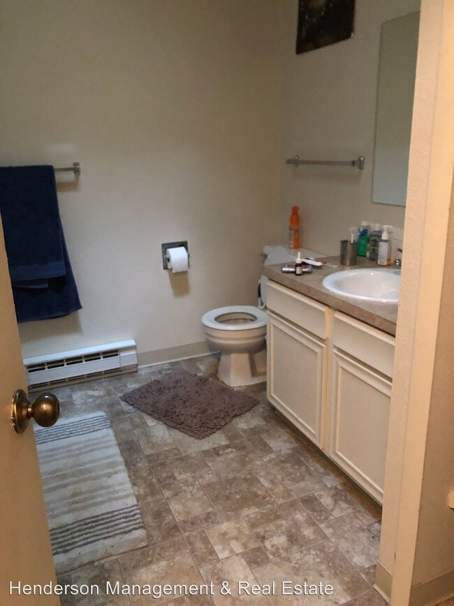 Building Photo - 3 br, 2.5 bath House - 2206 Berkshire Drive