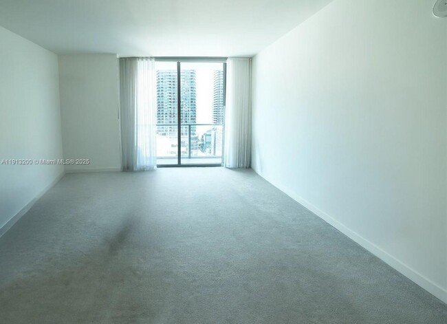 Building Photo - 1100 S Miami Ave