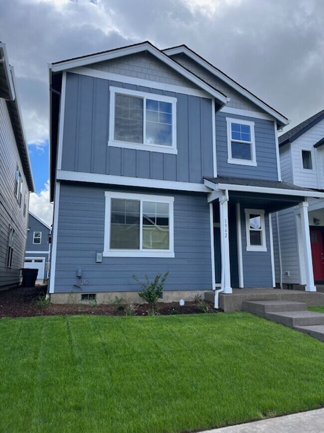 Building Photo - New 4 Bedroom 2.5 Bath Home McMinnville OR
