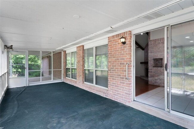 Building Photo - 8102 Red Willow Dr