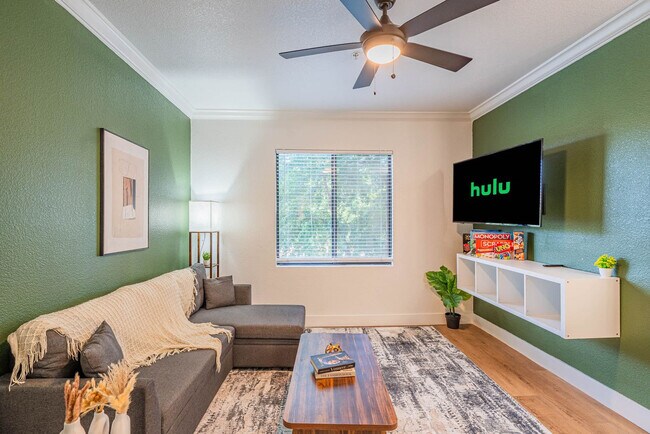 Building Photo - 2155 S 55th St