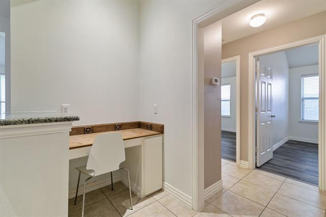 Building Photo - 2748 Costa Mesa Dr
