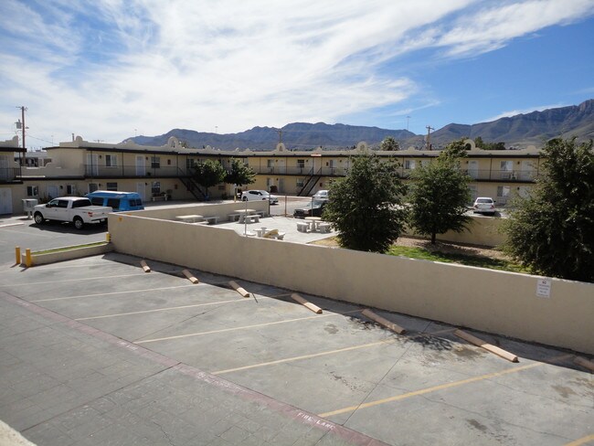 Arlen Oasis Apartments El Paso Tx Building Photo Arlen Oasis Apartments