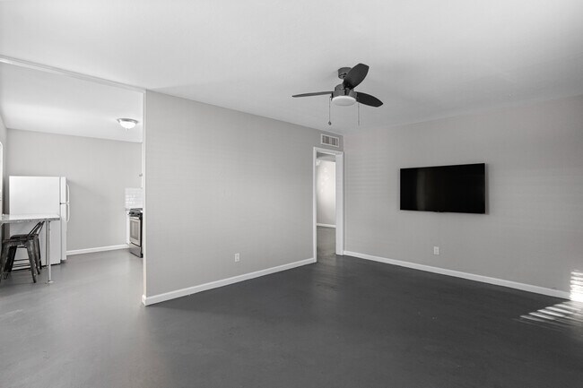 Foto del edificio - 12th Street Townhomes