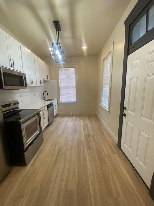 Foto del edificio - 2209 Shenandoah Ave