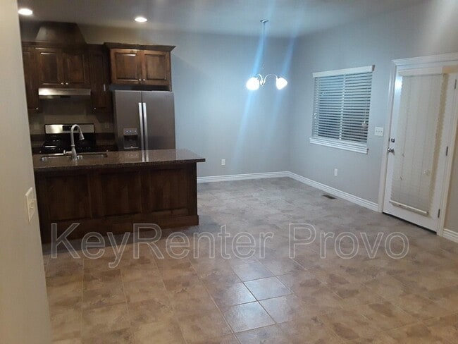 Building Photo - 735 S 1803 W