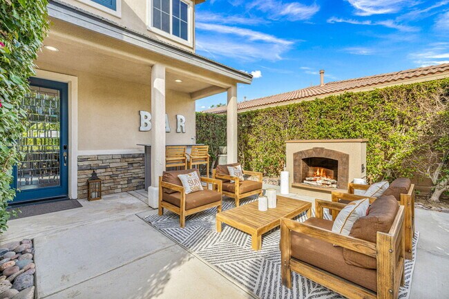 Foto del edificio - 48701 Anastacia Ct
