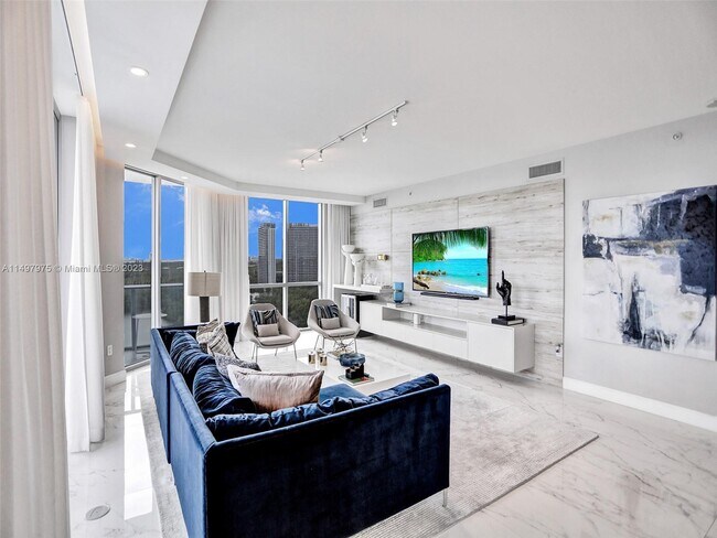 Foto del edificio - 17111 Biscayne Blvd