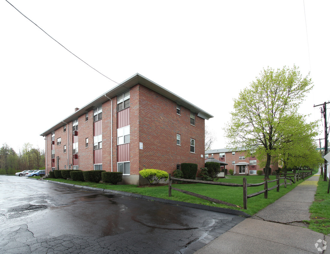 Primary Photo - Willow Ridge