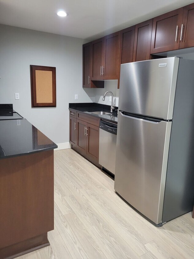 21305 48th Ave W, Mountlake Terrace, WA 98043 House Rental in