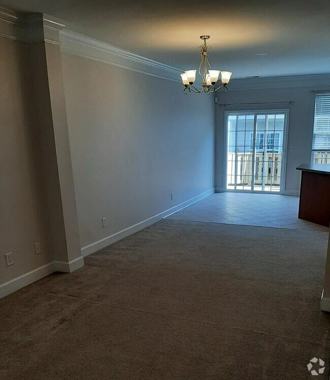 Building Photo - 529 St Jules Ln
