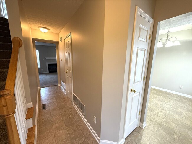 Building Photo - LARGE 2 Bedroom 2 1/2 Bath Townhome with Full Finished Basement and 1 Car Garage