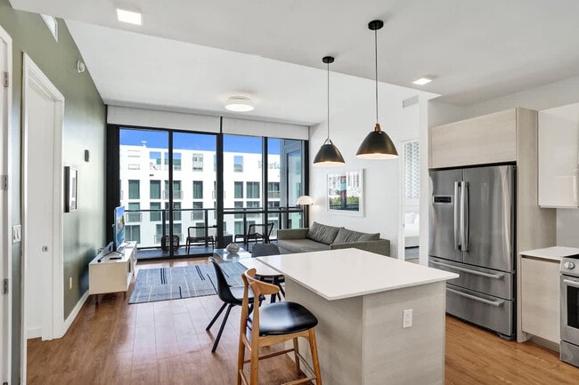 Building Photo - 1220 17th St