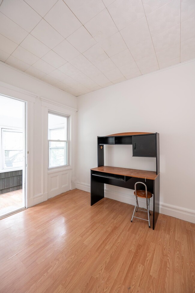 Building Photo - 66 Van Reipen Ave