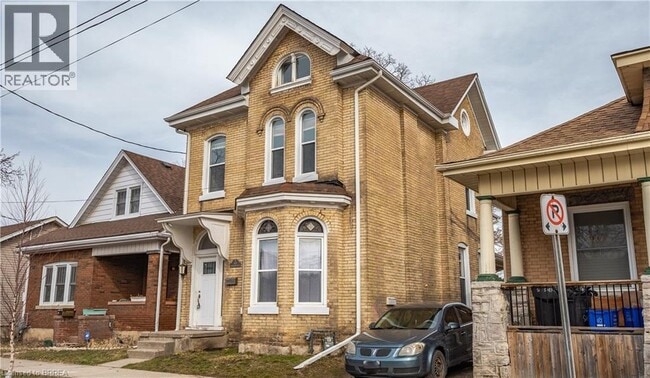 Building Photo - 48 Sheridan St