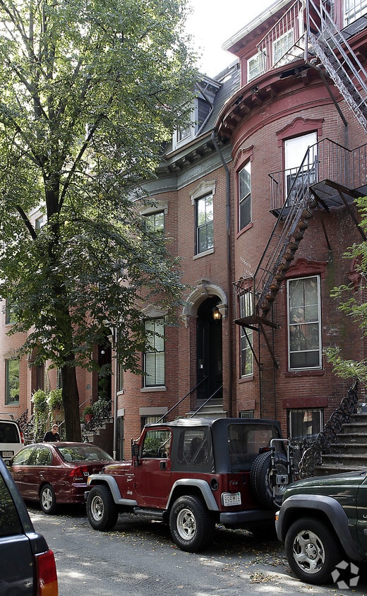 40 Dwight St, Boston, MA 02118 Apartments in Boston, MA