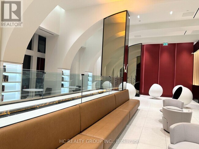 Photo du bâtiment - 2033 Kennedy Rd