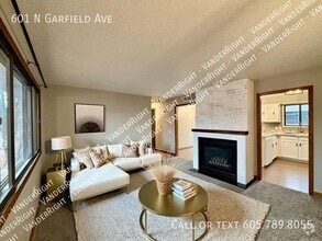 Building Photo - 601 N Garfield Ave