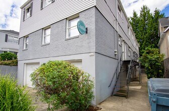 Building Photo - 2449 NW Lovejoy St