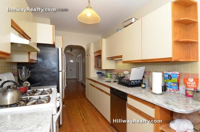 Building Photo - 35 Crescent Ave