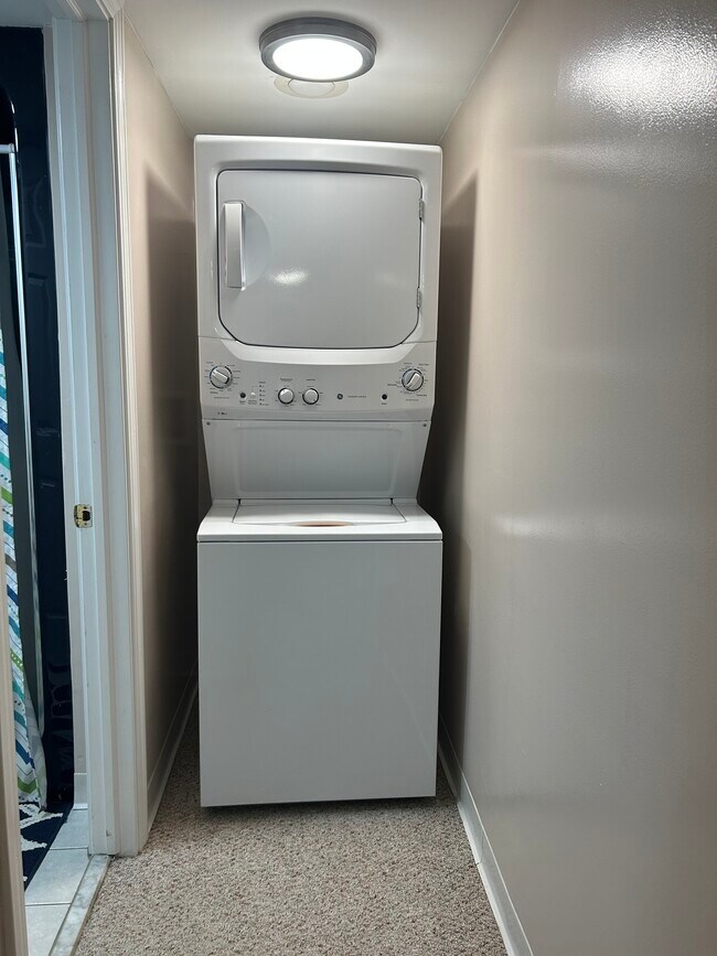 Laundry - 212 Sterling Rd