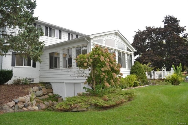Building Photo - 3517 Trentwood Dr
