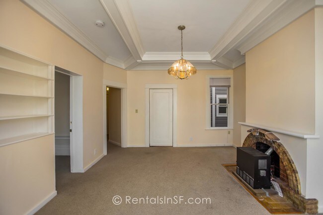 Building Photo - 2857 Bush St