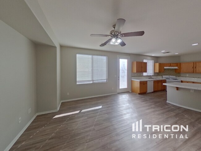 Building Photo - 6635 Upland Heights Avenue Las Vegas NV