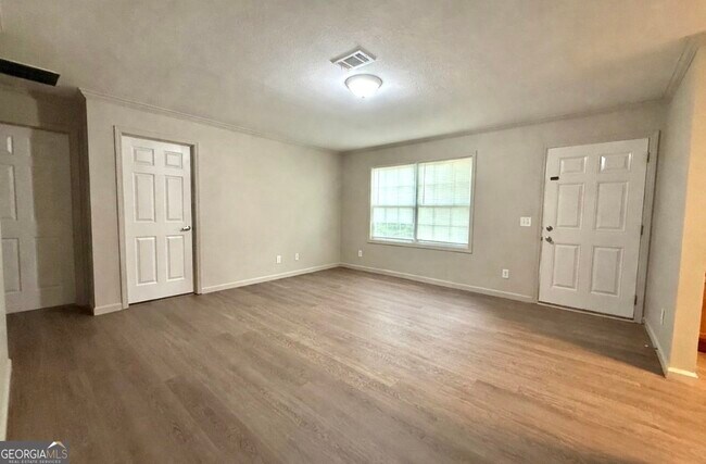 Foto del edificio - 103 Sycamore Dr