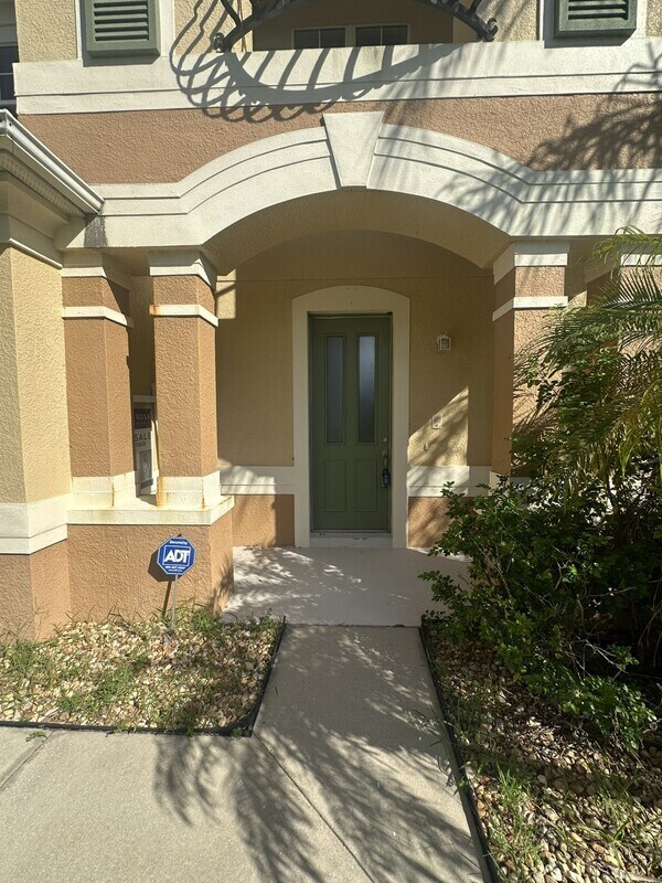 Foto del edificio - 2412 Country Pond Ct