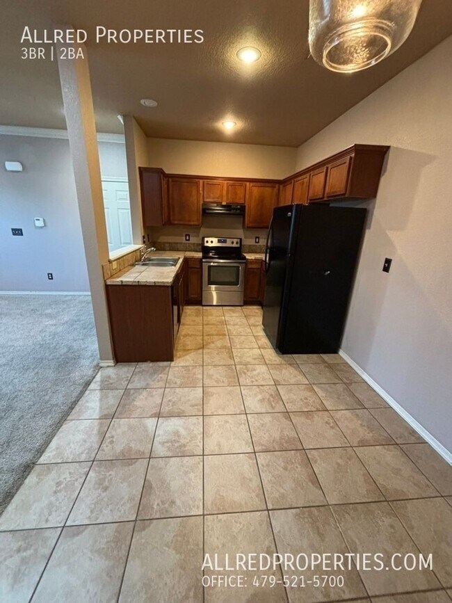 Foto del edificio - 4243-4245 W. Titus Dr.