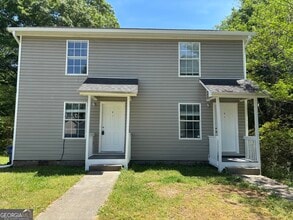 Building Photo - 97 Lily Dr