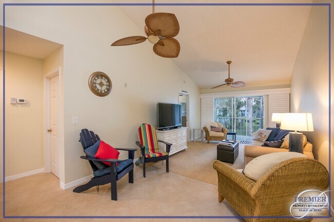 Building Photo - ** SEASONAL** PIPER'S POINTE PALM RIVER **...