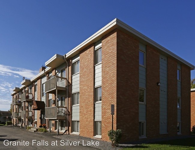Foto del edificio - 2160 County Rd E