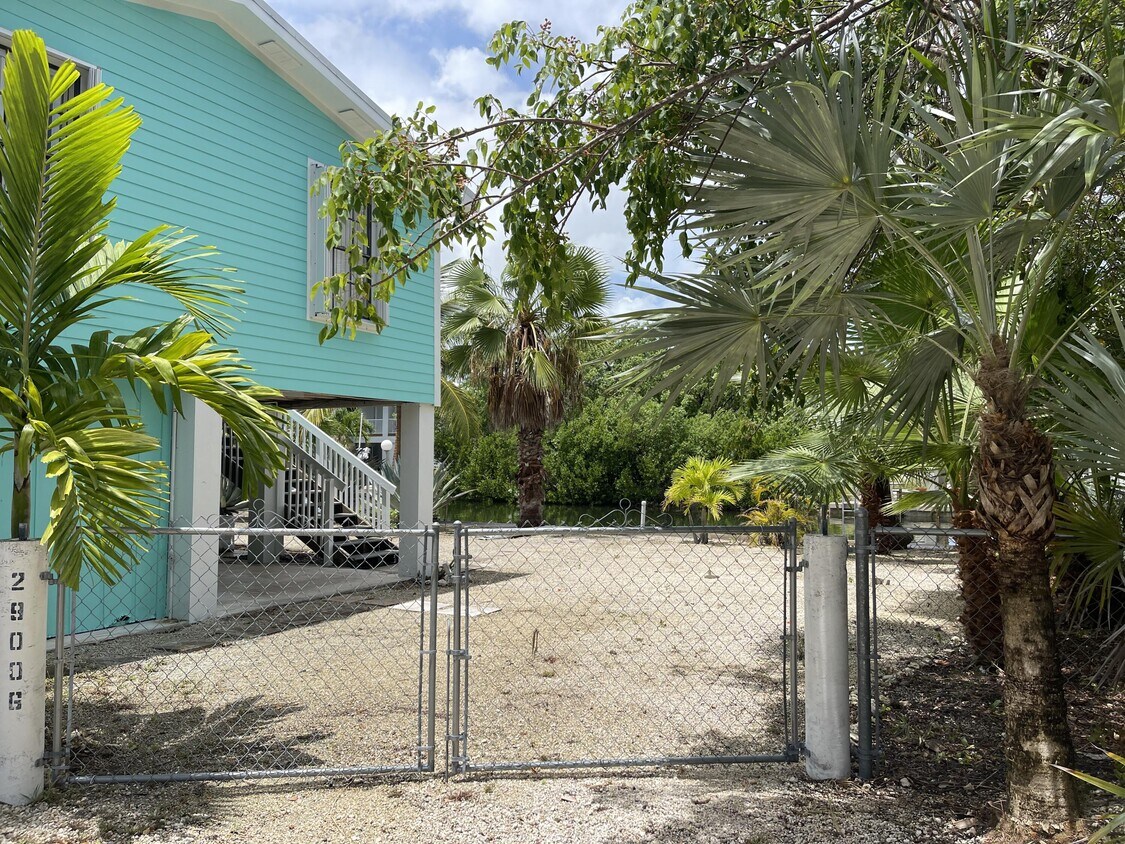 Primary Photo - 29006 Marigold Dr