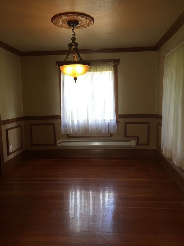 Foto del edificio - 105 125th St E