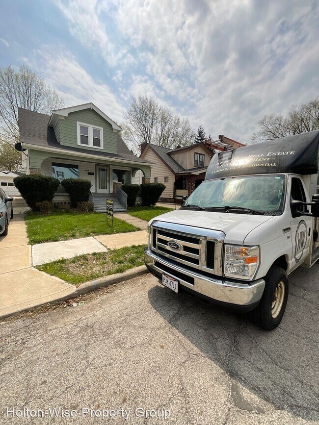Foto del edificio - 3 br, 1.5 bath House - 19250 Pasnow Avenue