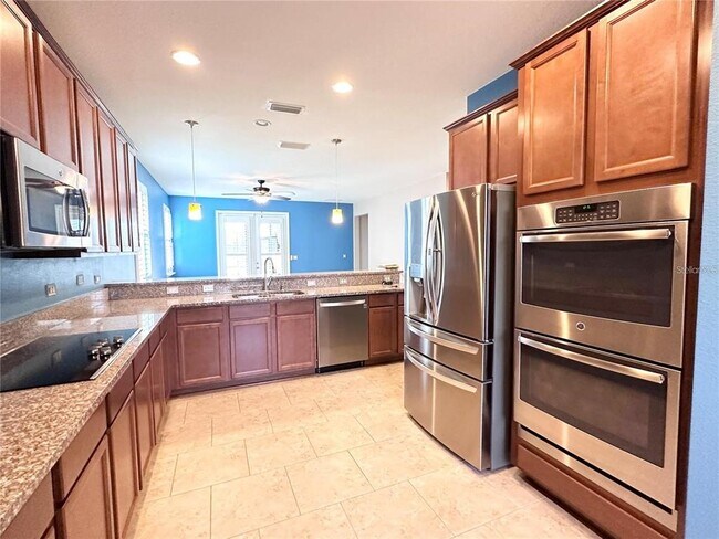 Foto del edificio - 567 Gunston Ct