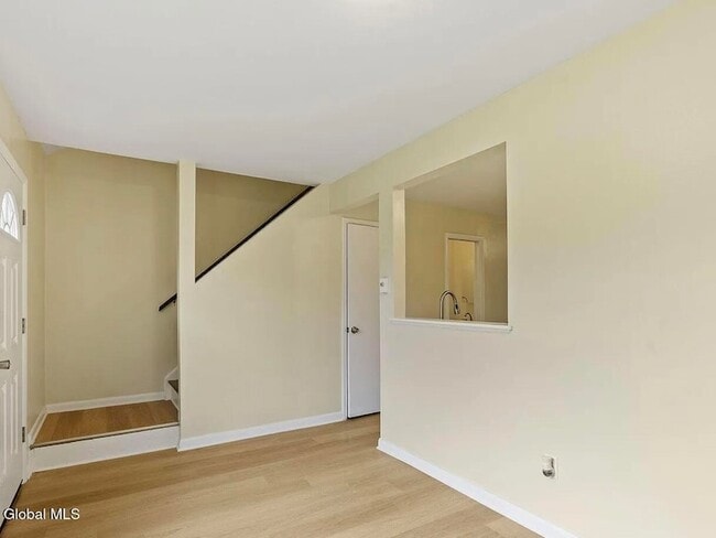 Foto del edificio - 19 Harvest Way