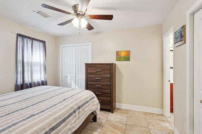 Photo - 7809 Maple St Apartment