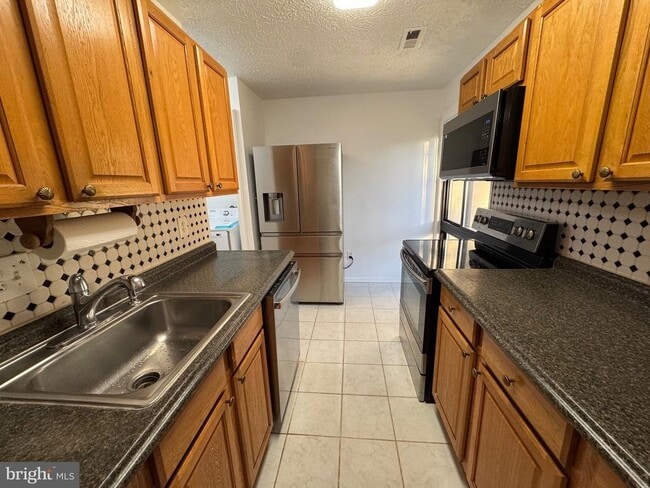 Foto del edificio - 349 Reneau Way