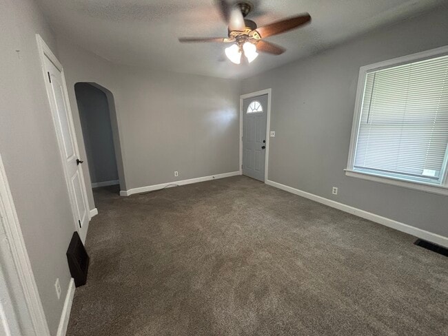 Another view of the living room - 814 S Elsie Ave