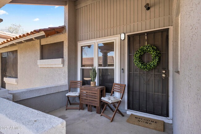 Foto del edificio - 9020 W Highland Ave