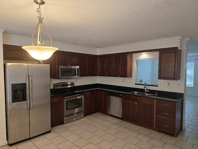 Foto del edificio - 70 N McLean Blvd