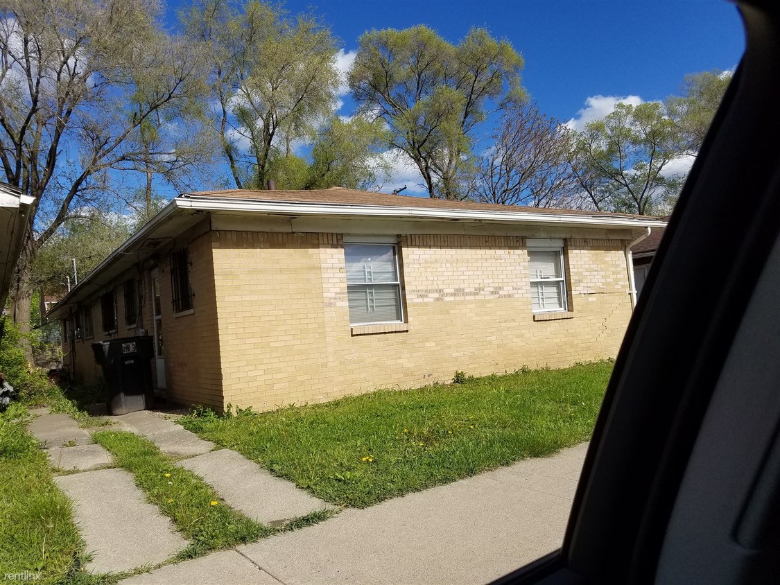 Primary Photo - 2 br, 1 bath Townhome - 12880 Southfield S...