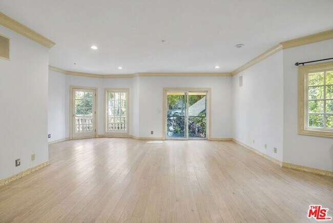 Foto del edificio - 2258 Gloaming Way