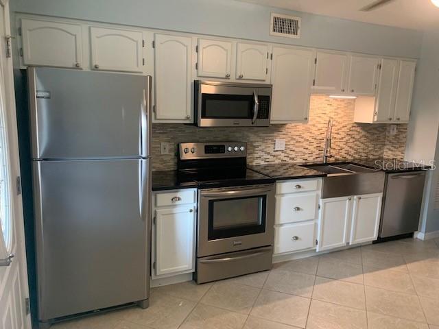Building Photo - 4226 La Dega Ct