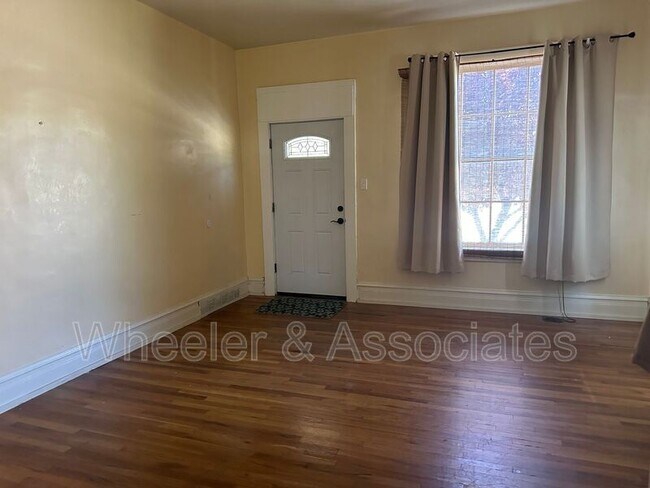 Building Photo - 1124 E 500 S