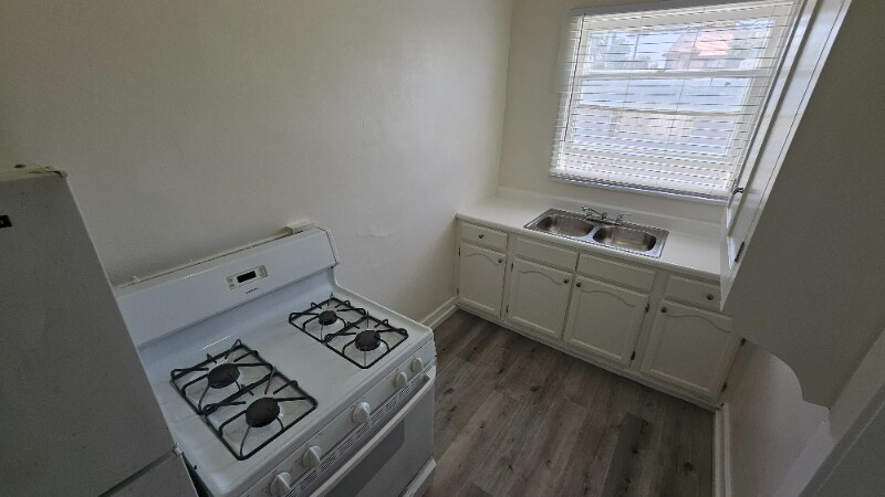 Foto principal - 815 S Lake St