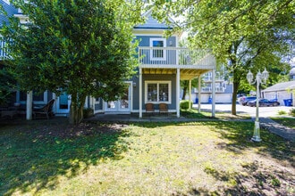 Building Photo - 750 Quinnipiac Ave
